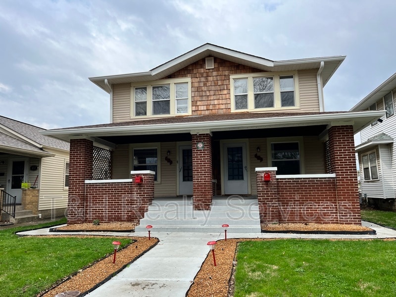 814 Dequincy St, Indianapolis, IN 46201 Condo for Rent in