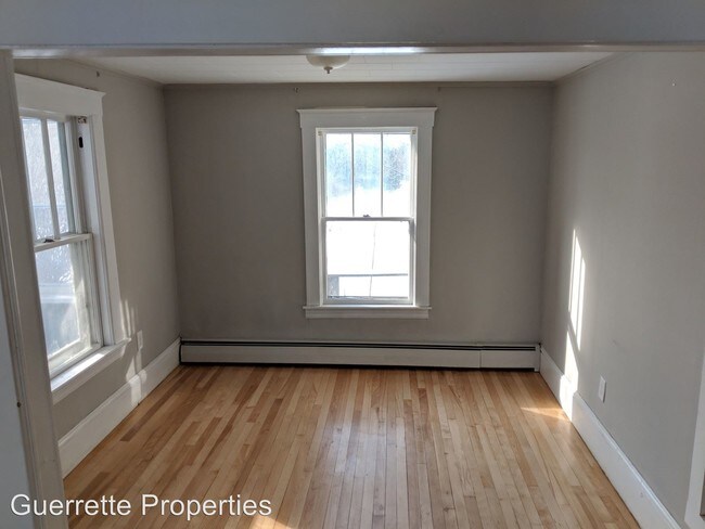 Foto del edificio - 3 br, 2 bath House - 103 River Rd Chelsea