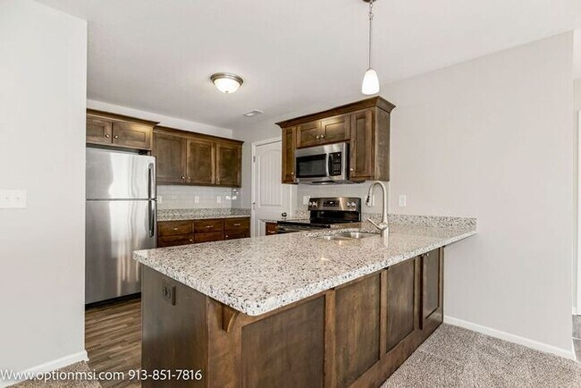 Building Photo - Almost new in Liberty: Ranch floorplan in ...