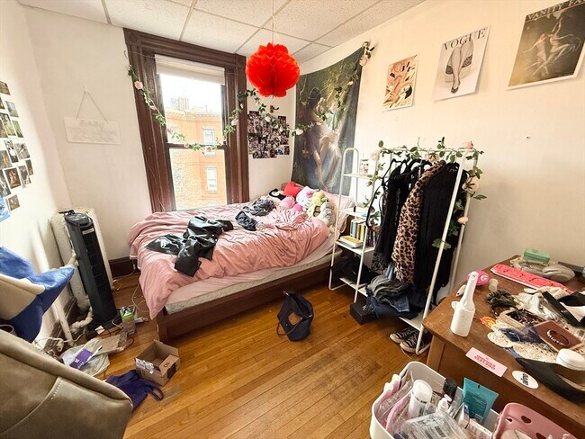 Foto del edificio - 26 Symphony Rd