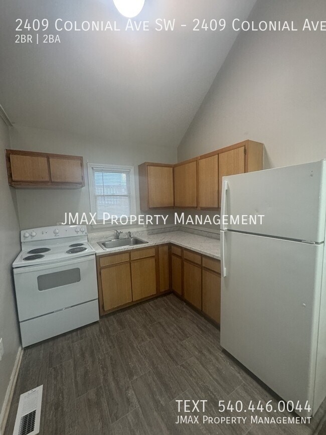 Foto del edificio - 2409 Colonial Ave SW