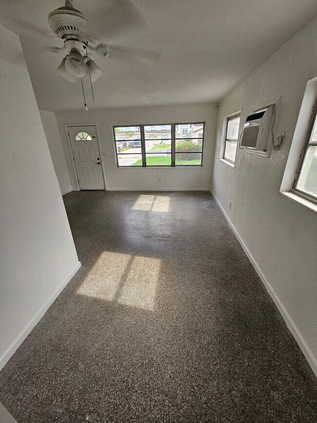 Foto del edificio - 112 38th Ave SE