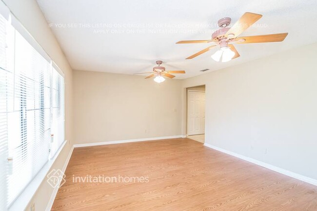 Building Photo - 8104 Kilwinning Ln
