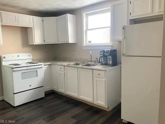 Foto del edificio - 175 Russell Ave