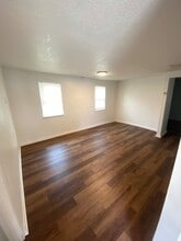 Building Photo - 5132 Rinker Rd