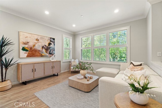 Building Photo - 111 Thornhurst