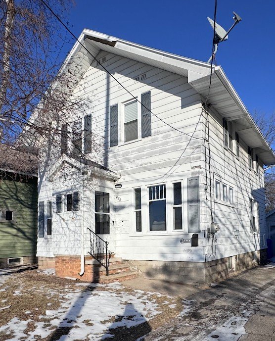 Building Photo - 626 N Mason St