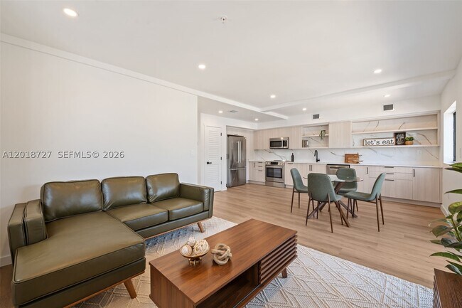 Foto del edificio - 724 NW 55th St