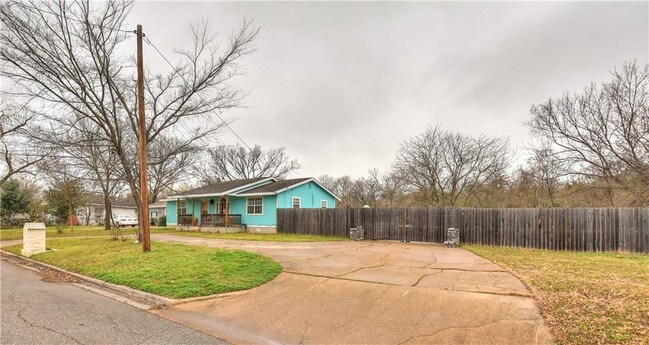 Building Photo - 5706 Tura Ln