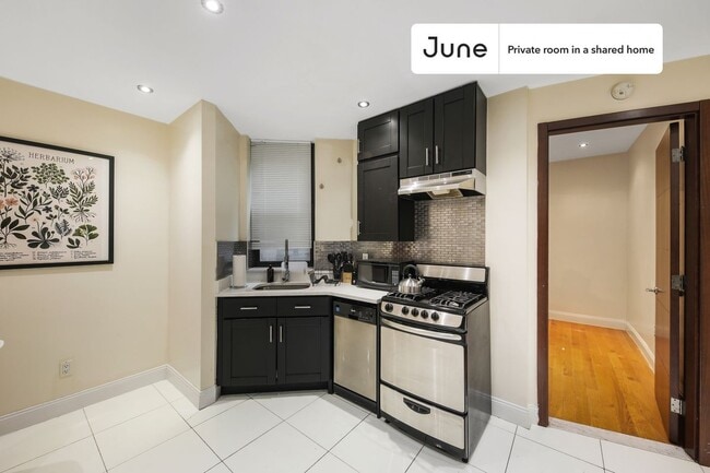 Foto del edificio - Room in Shared 4 bed/1 bath home