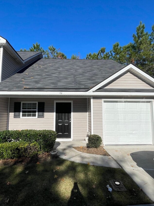 Primary Photo - 172 Barfield Way