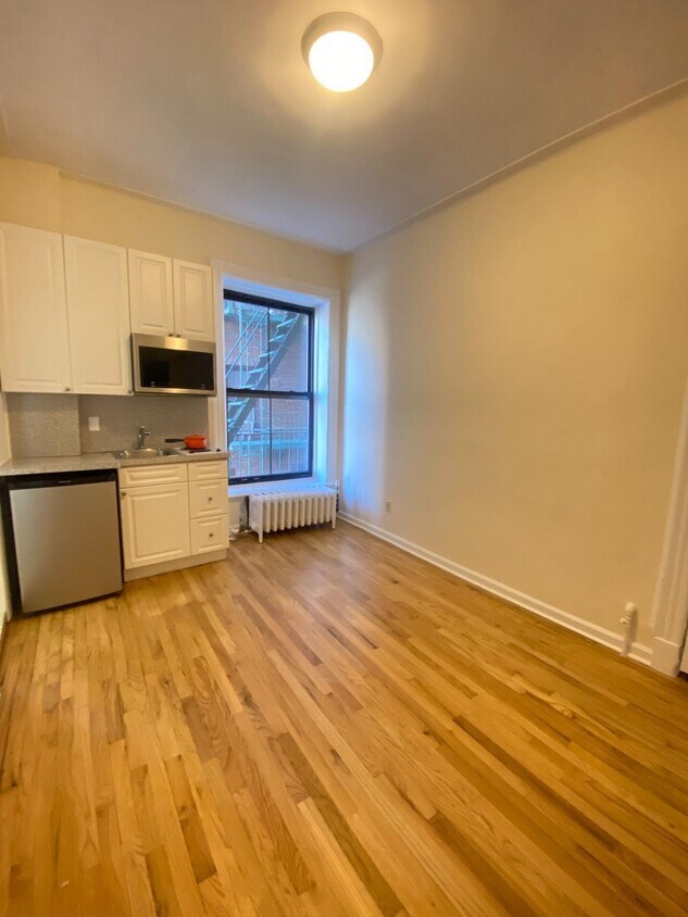 Foto del edificio - 53 W 72nd St