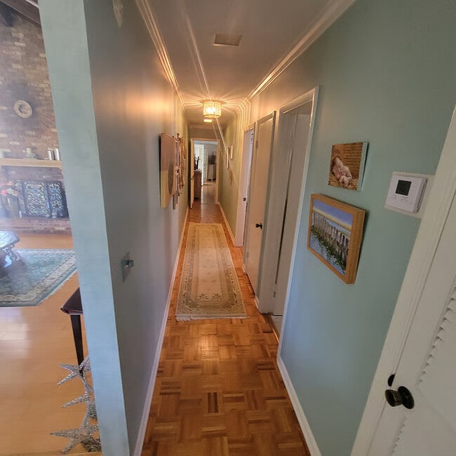 Building Photo - 807 Buena Vista Blvd