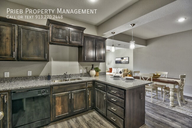Foto del edificio - 22091 W 123rd Ln