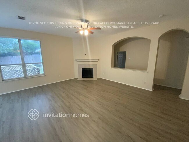 Foto del edificio - 2003 Walnut Hills Ln