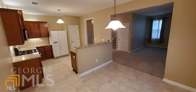Building Photo - 49 Tahoe Dr