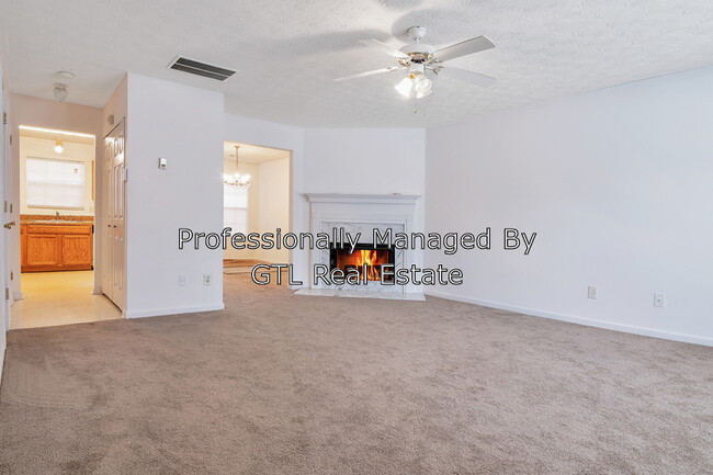 Foto del edificio - 5824 Wind Gate Ln