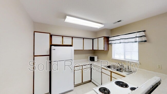 Foto del edificio - 2187 Denton Grove