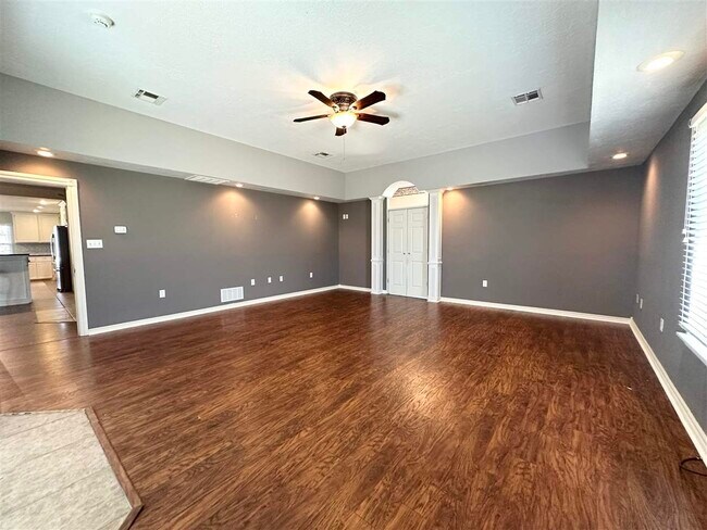 Foto del edificio - 6937 NE Watts Rd