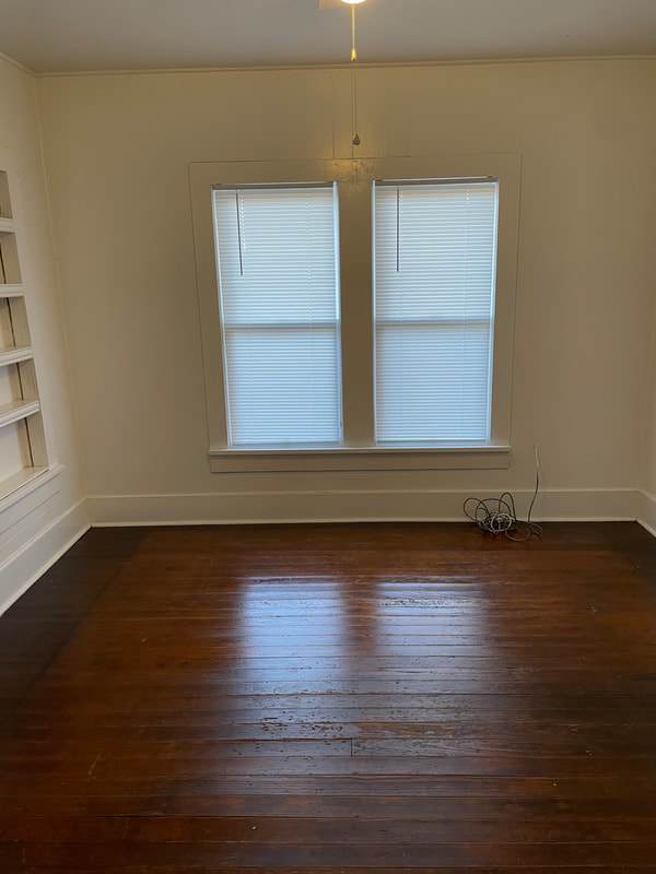 Building Photo - Unique property with so much space!