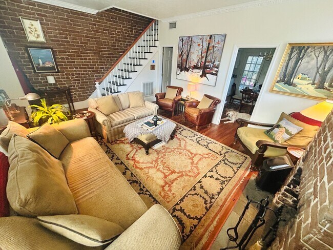 Foto del edificio - 425 Price St