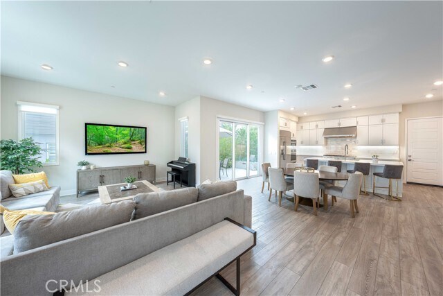 Foto del edificio - 217 Chorus