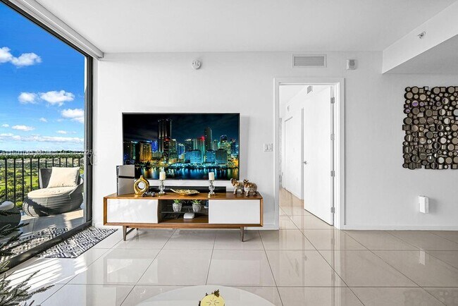 Foto del edificio - 5252 NW 85th Ave