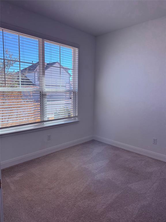 Foto del edificio - 513 Senca Pk