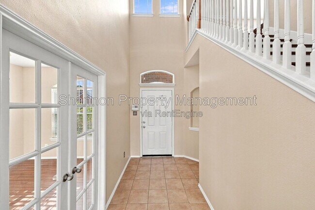 Foto del edificio - 18810 Lantern Cove Ln