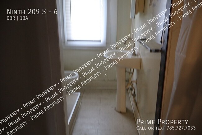 Foto del edificio - Ninth 209 S-6