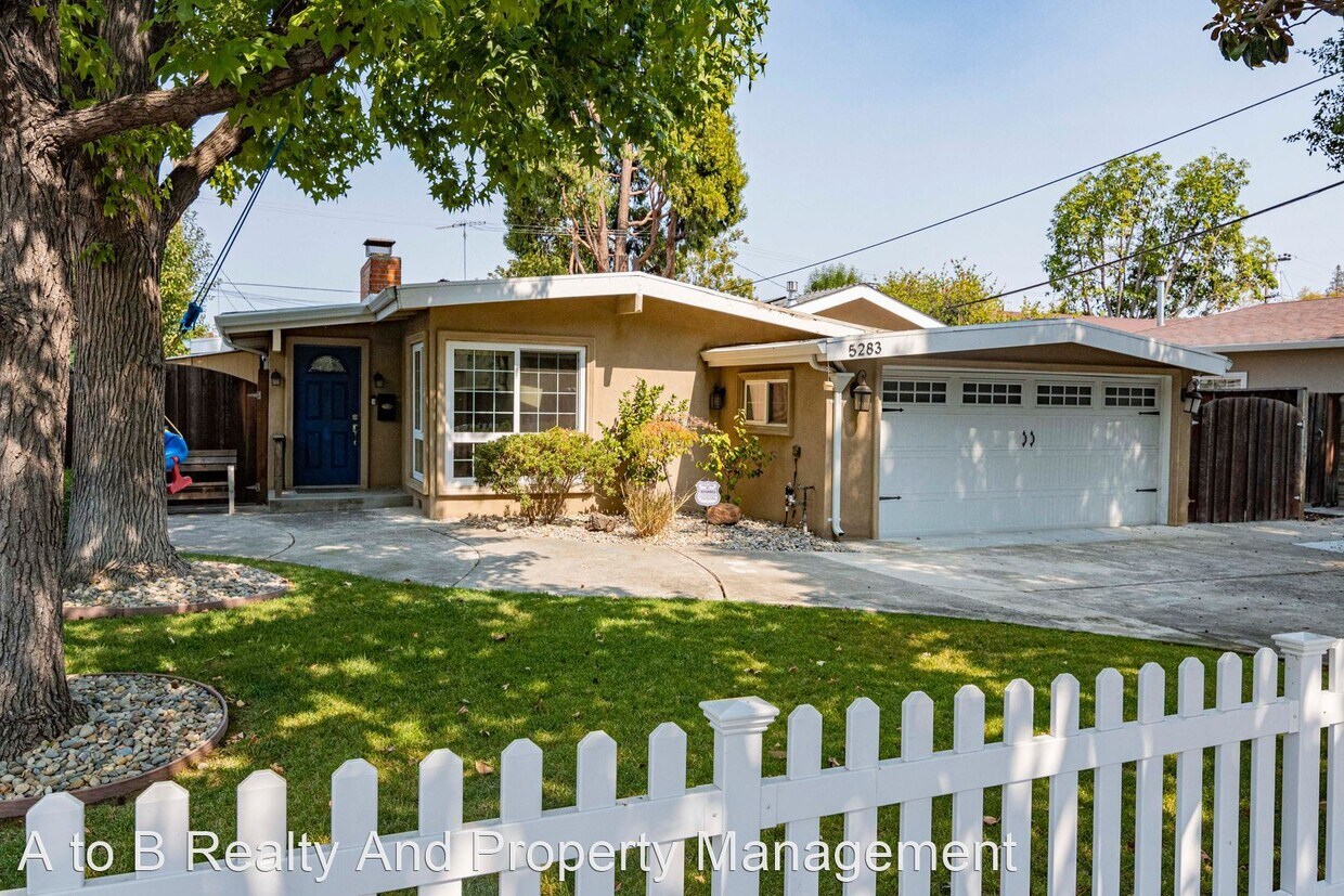 Primary Photo - 3 br, 2 bath House - 5283 Graves Ave