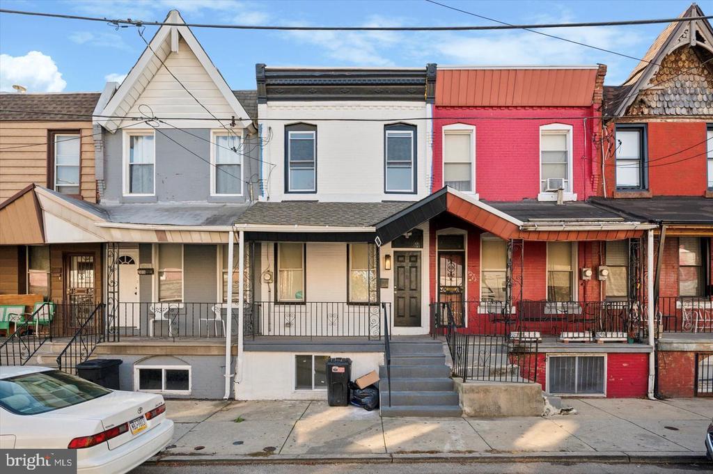 Primary Photo - 3020 Euclid Ave
