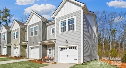 Building Photo - 9100 Bluedale Rd Building Photo - 9100 Bluedale Rd