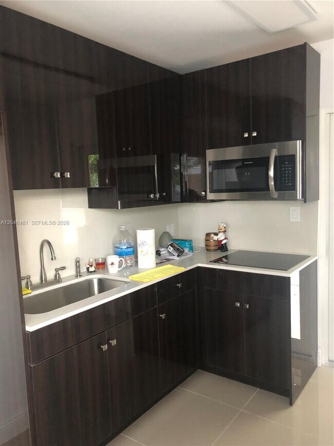 Foto del edificio - 4440 NW 3rd St