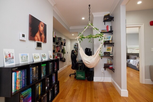 Foto del edificio - 23-25-25 Bowdoin Ave