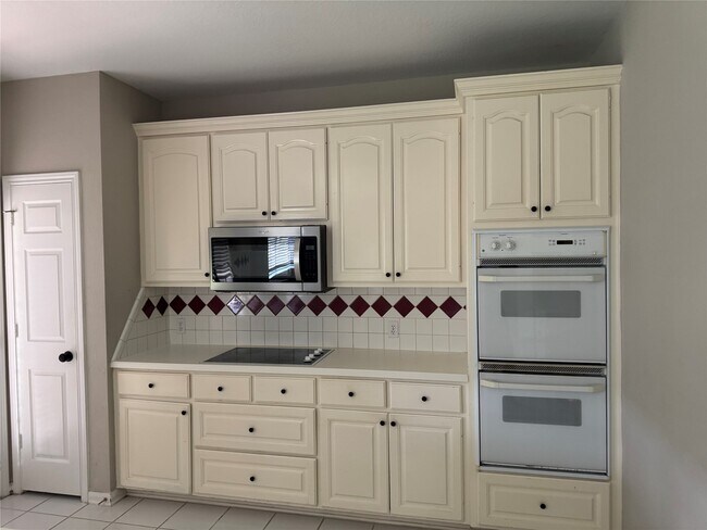 Foto del edificio - 4319 Greystone Way