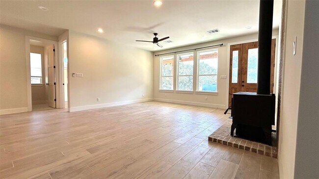 Foto del edificio - 15279 Ranch to Market Rd 150