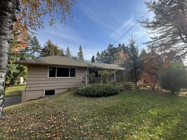 Photo - Beautiful 3-Bedroom Home with Remodeled Ki...