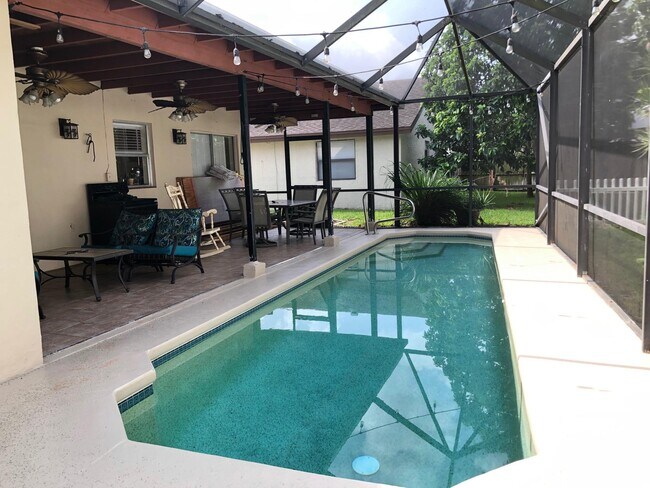 Foto del edificio - 22751 SW 64th Way