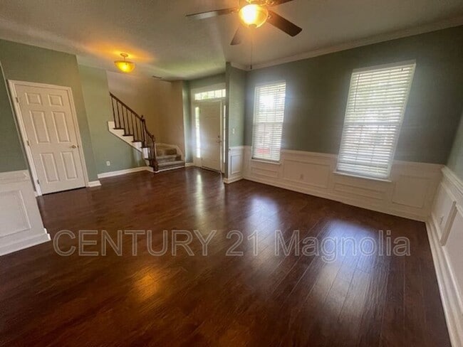 Foto del edificio - 832 Prairie Ln