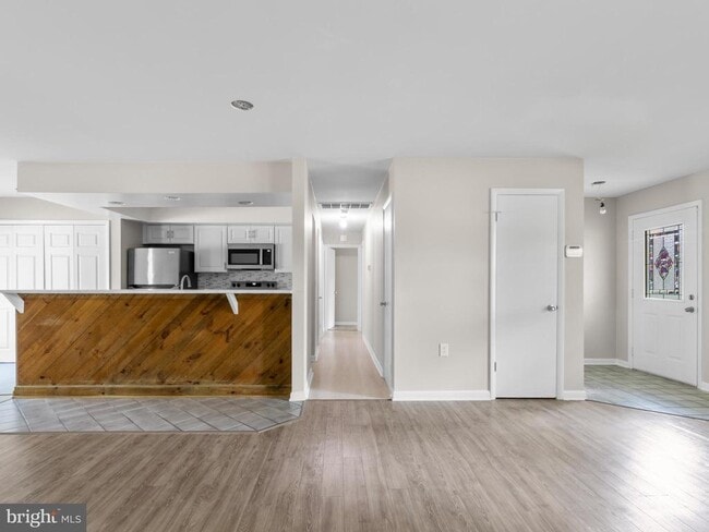 Foto del edificio - 7410 Boyd Ct