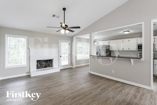 Building Photo - 1555 Wynfield Dr