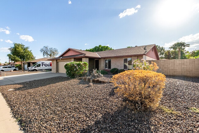Foto del edificio - 16638 N 46th Ln