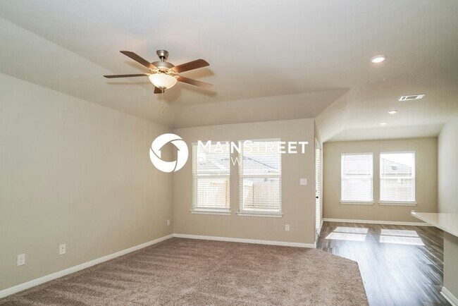 Building Photo - 4 Bedroom Pet-Friendly Home in HUTTO, TX with Main Street Renewal