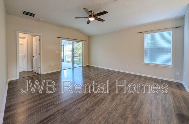 Building Photo - 13653 Holsinger Blvd