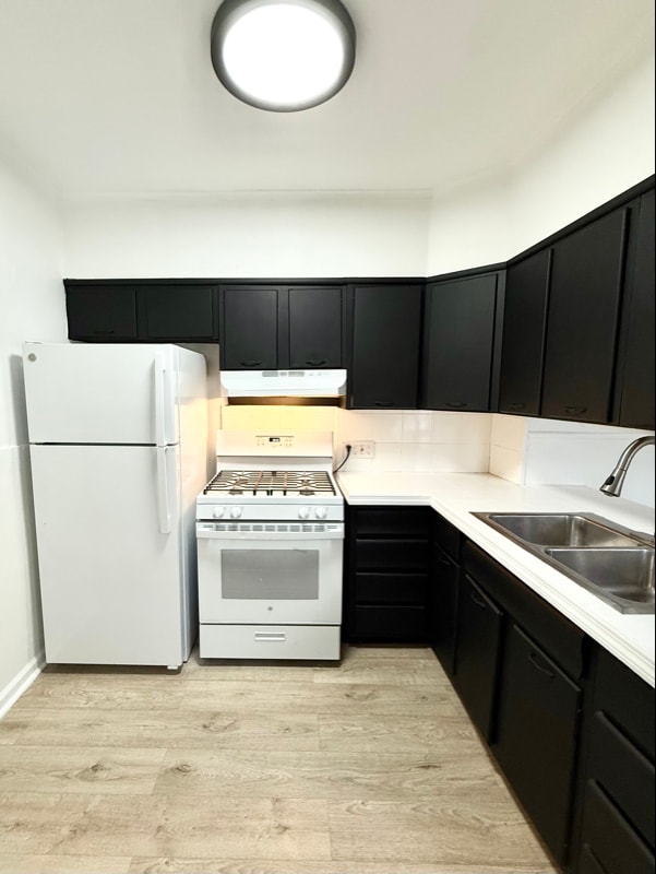 Building Photo - 4 Linden Ave