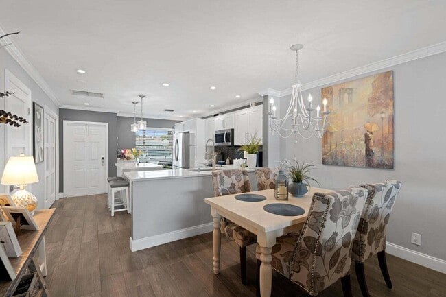 Building Photo - 5400 Poppy Pl