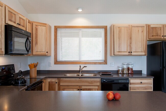 Foto del edificio - 955 70th Ave