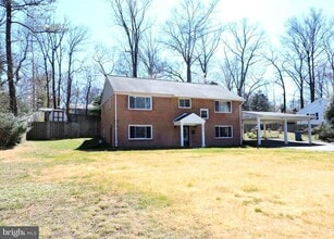 Building Photo - 7815 Rebel Dr