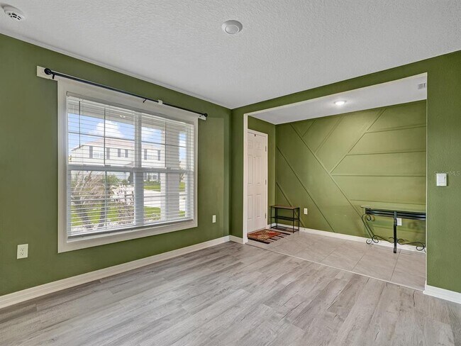 Building Photo - 7850 Sail Clover Ln